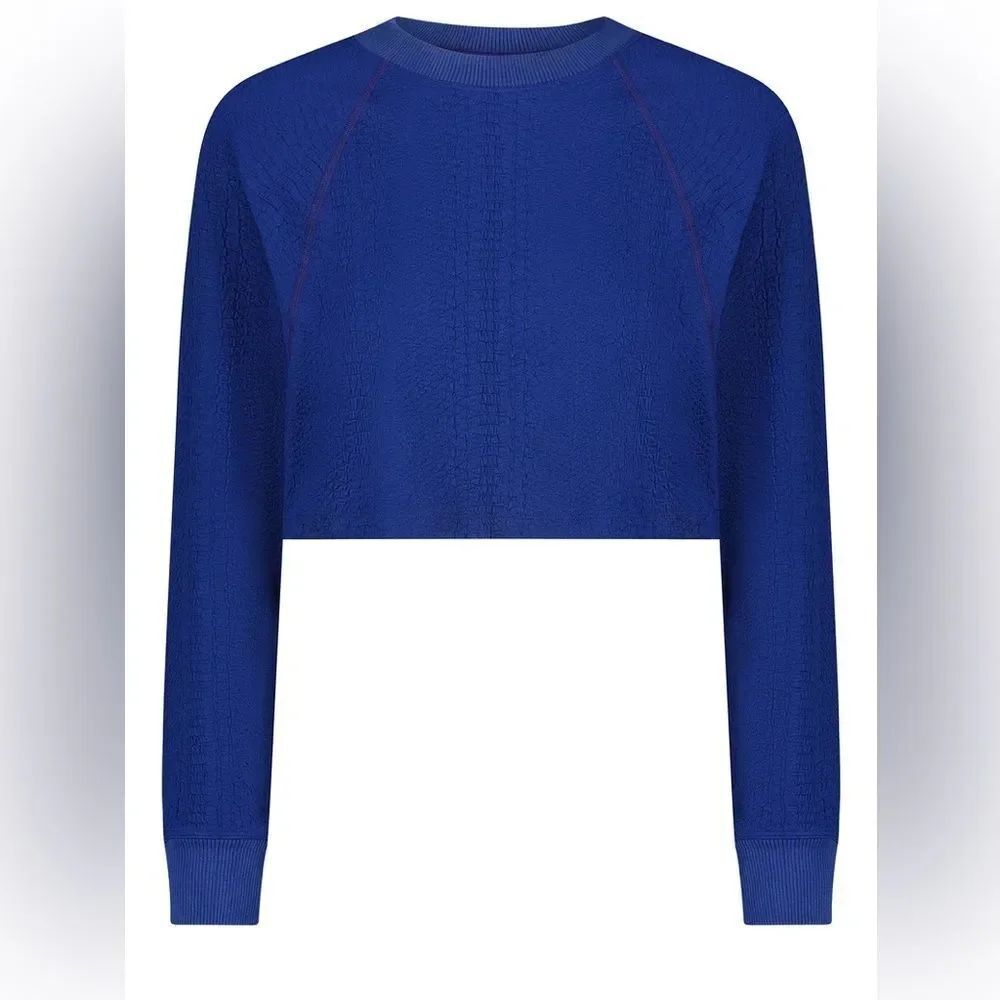 NWT GIGI C Isabella crop pullover size Medium
